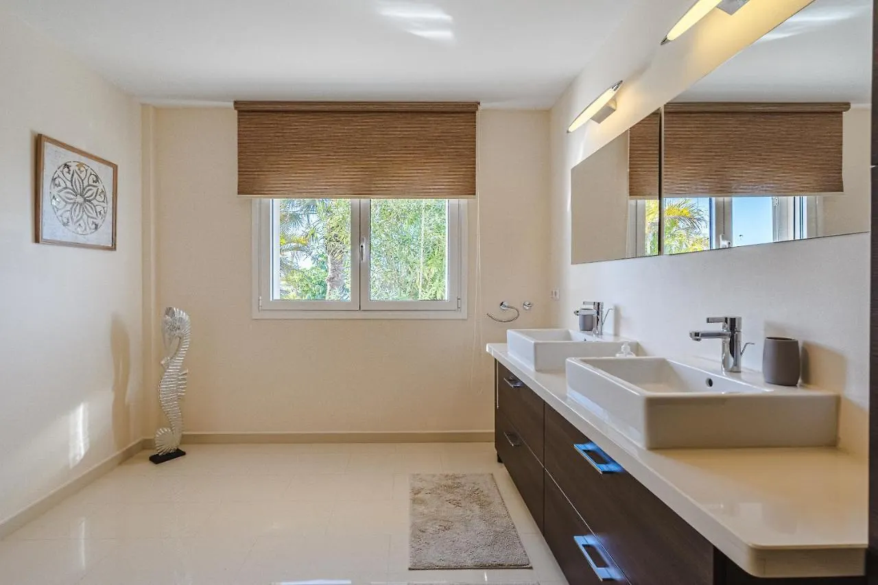 אדחה Luxusvilla Sol Y Mar Mit Grandiosem Meerblick 0*,  ספרד