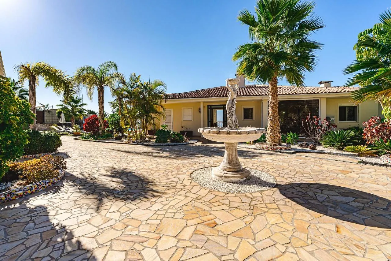 אדחה Luxusvilla Sol Y Mar Mit Grandiosem Meerblick ספרד